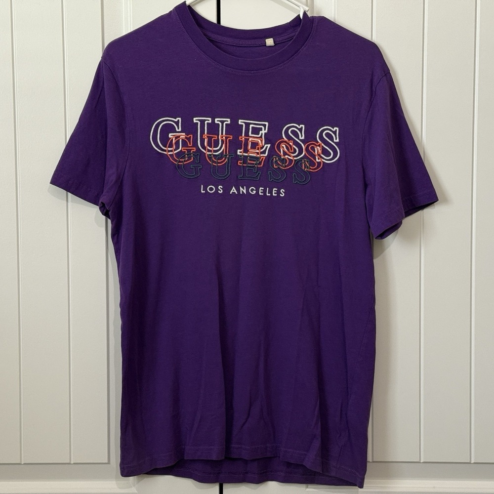 GUESS Men's Purple T-Shirt Embroidered Art Crew Print‎ Size Small